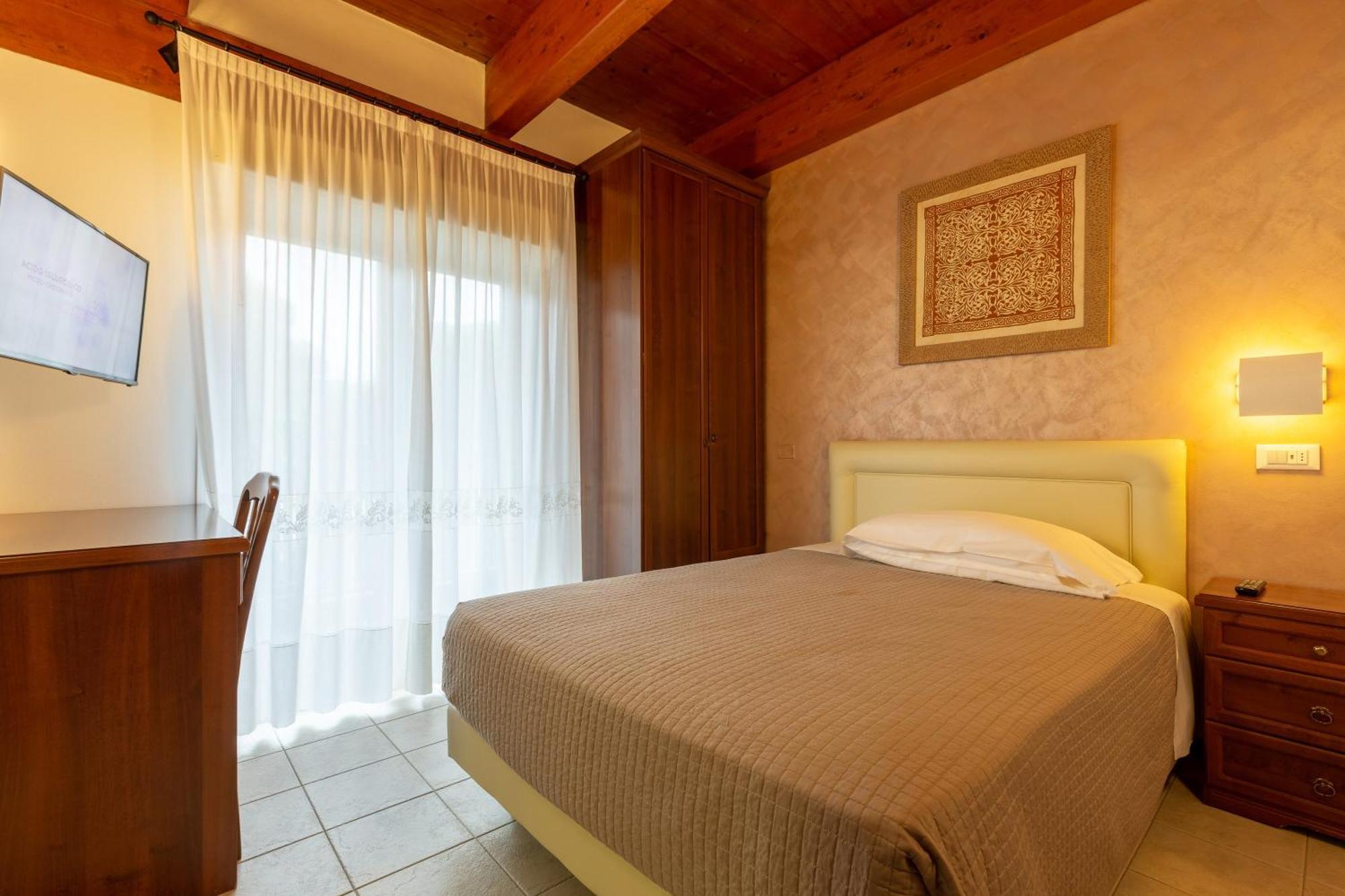 Hotel Columbia Marina Romea Zewnętrze zdjęcie
