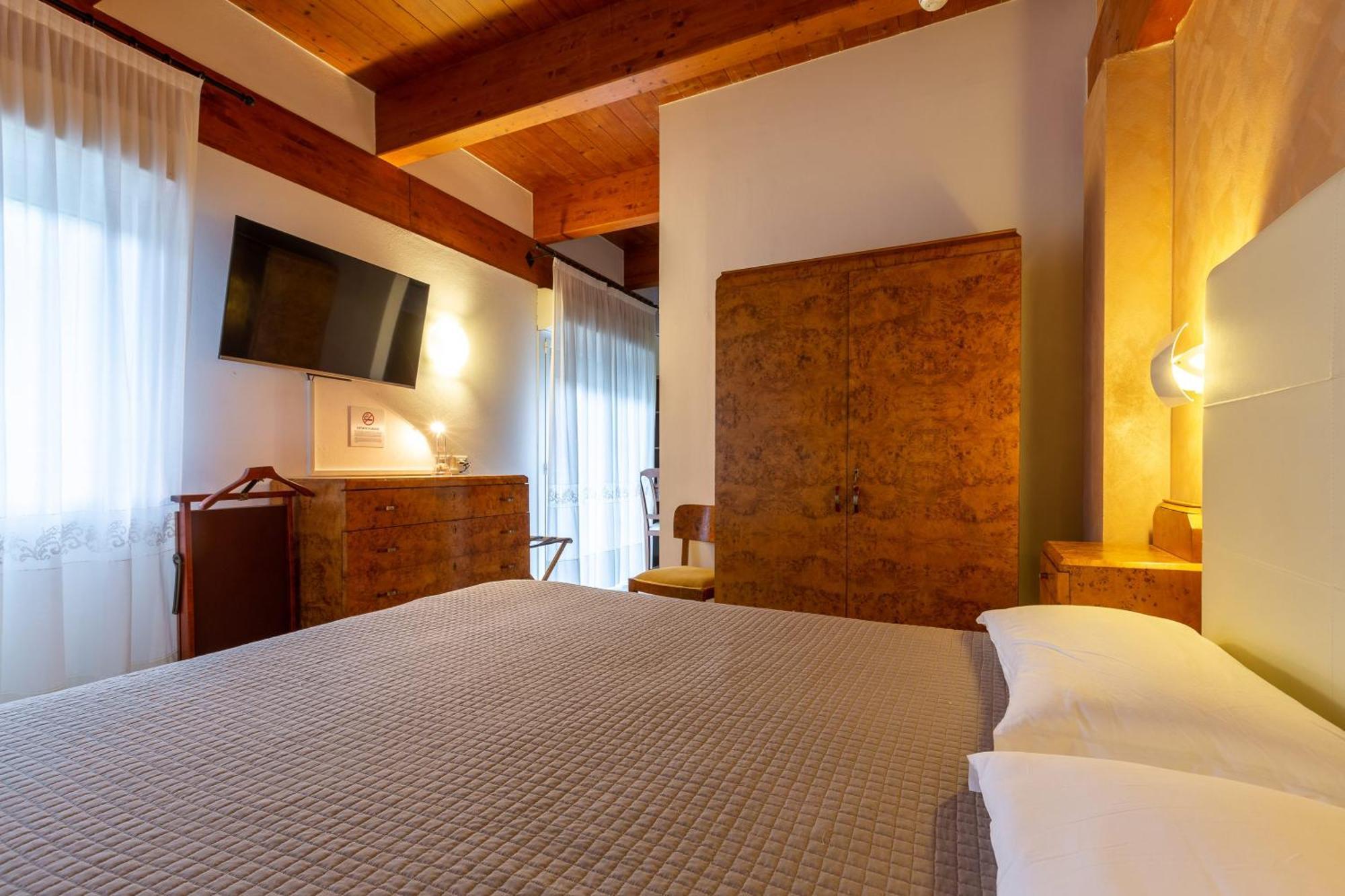 Hotel Columbia Marina Romea Zewnętrze zdjęcie