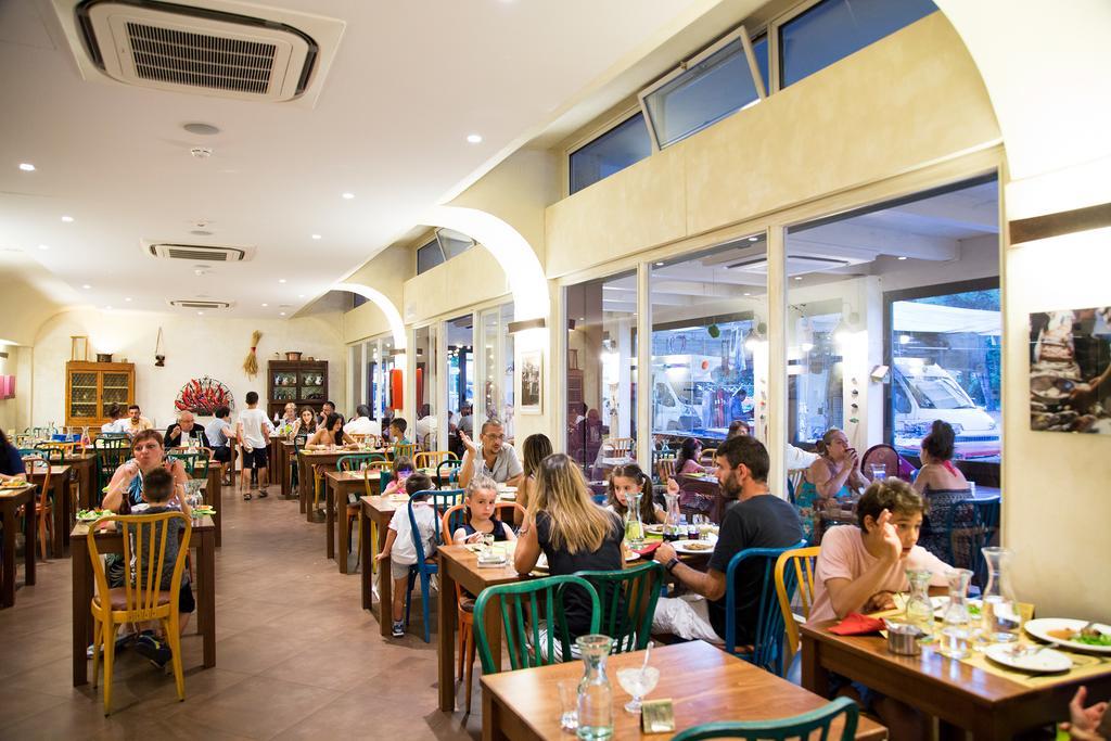 Hotel Columbia Marina Romea Zewnętrze zdjęcie
